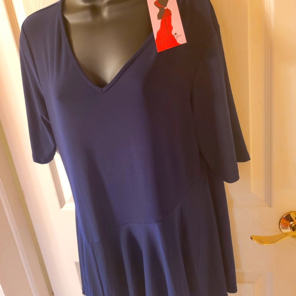 Top - Picture 3 of 8